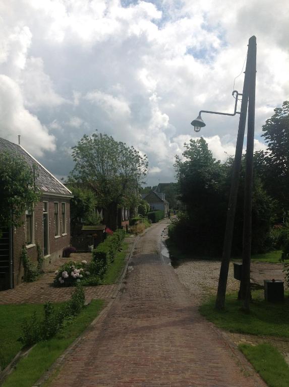 Guesthouse Boom Watergang Bagian luar foto