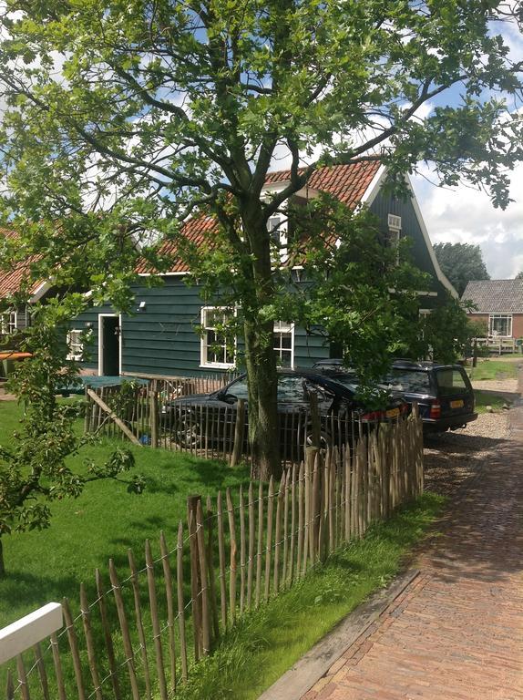 Guesthouse Boom Watergang Bagian luar foto